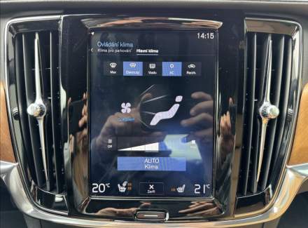 Volvo - S90