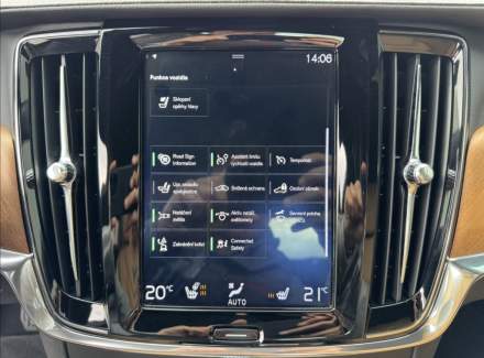 Volvo - S90