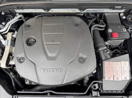 Volvo - S90