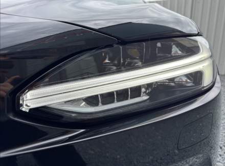 Volvo - S90