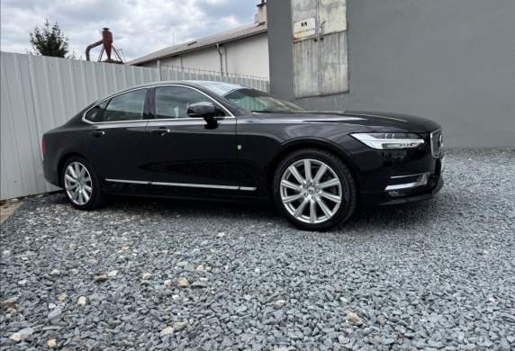 Volvo - S90