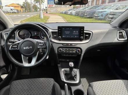 Kia - Cee'd