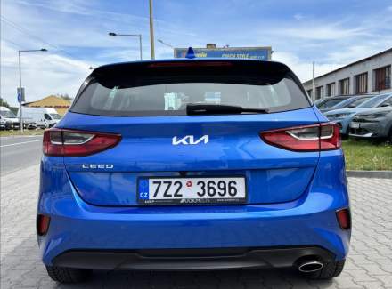 Kia - Cee'd