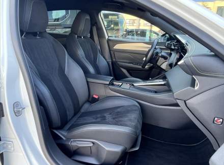 Peugeot - 308