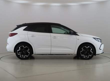 Opel - Grandland X