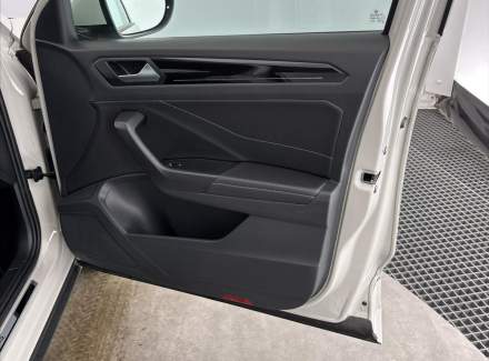 Volkswagen - T-Roc