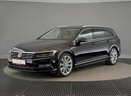 Volkswagen - Passat