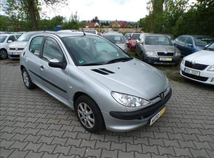 Peugeot - 206