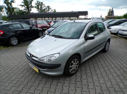 Peugeot - 206
