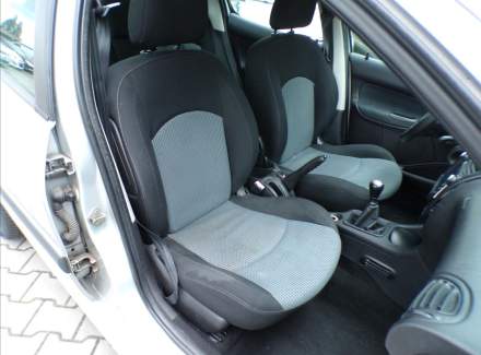 Peugeot - 206