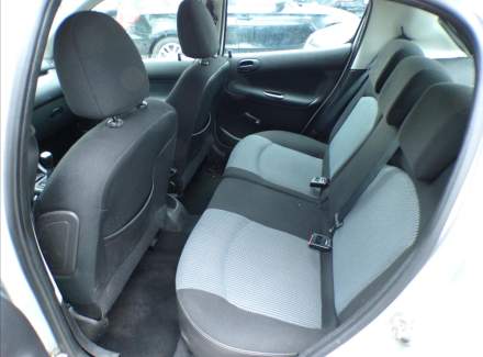 Peugeot - 206