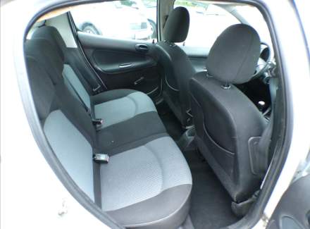 Peugeot - 206