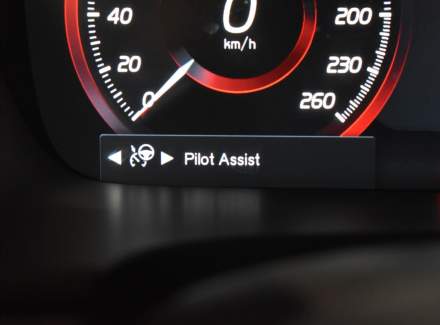 Volvo - V90