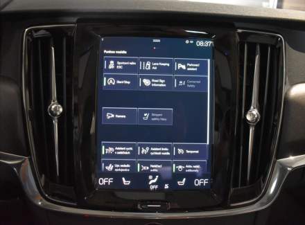 Volvo - V90