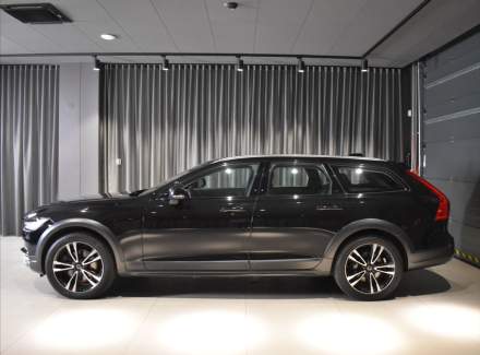 Volvo - V90
