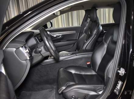 Volvo - V90