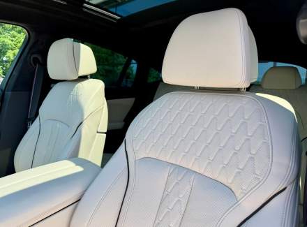 BMW - X6