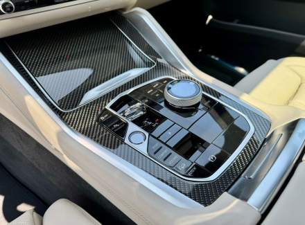 BMW - X6