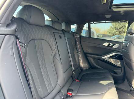 BMW - X6