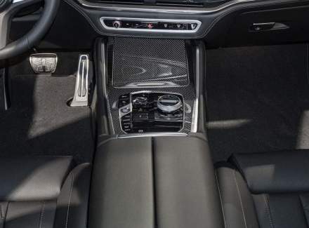 BMW - X6