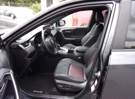 Toyota - RAV 4