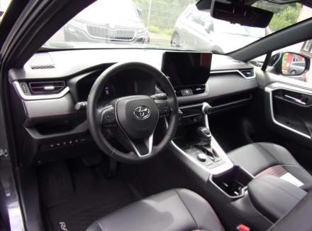 Toyota - RAV 4