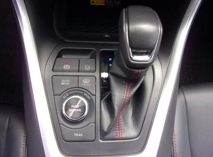 Toyota - RAV 4
