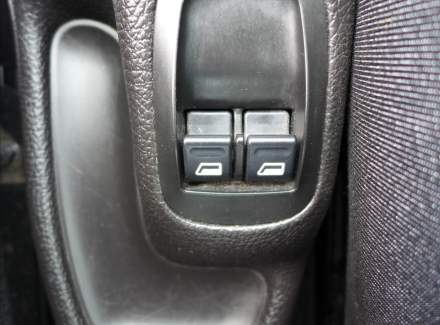 Peugeot - 206