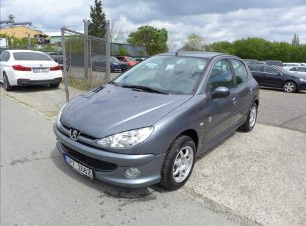 Peugeot - 206