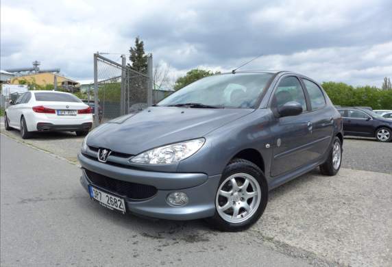 Peugeot - 206