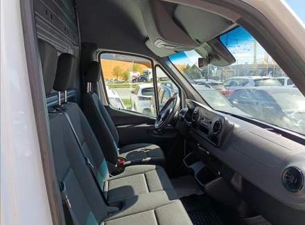 Mercedes-Benz - Sprinter