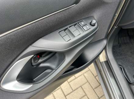 Toyota - Yaris Cross