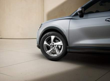 Audi - Q3