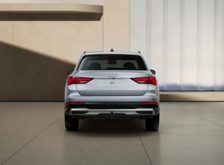 Audi - Q3