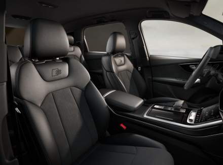 Audi - Q7