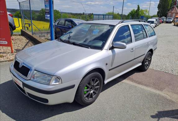 Škoda - Octavia