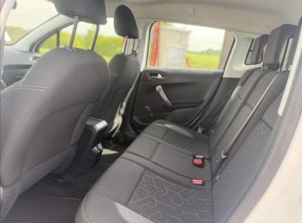 Peugeot - 2008