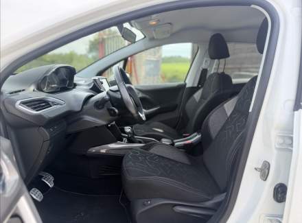 Peugeot - 2008