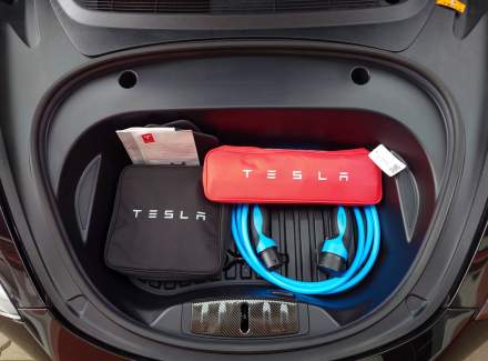 Tesla - Model 3