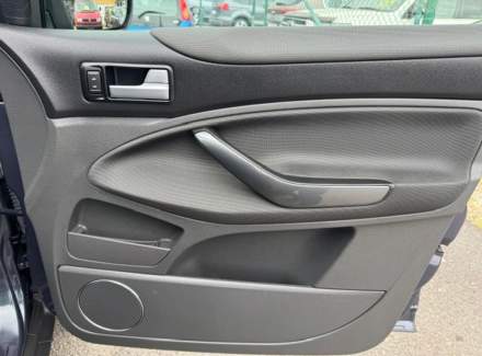 Ford - Kuga