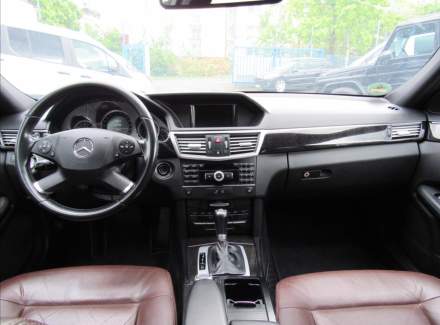 Mercedes-Benz - E-class