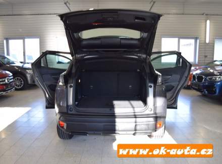 Peugeot - 3008