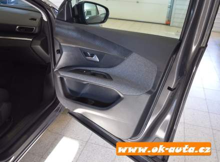 Peugeot - 3008