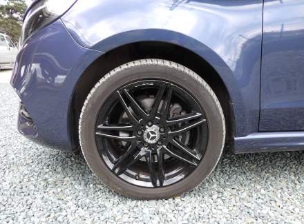 Mercedes-Benz - V-class