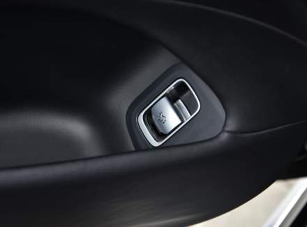 Mercedes-Benz - S-class