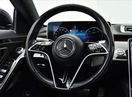 Mercedes-Benz - S-class