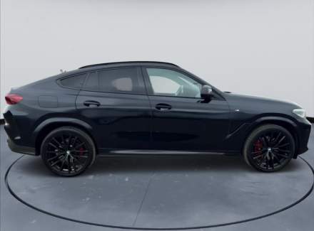 BMW - X6