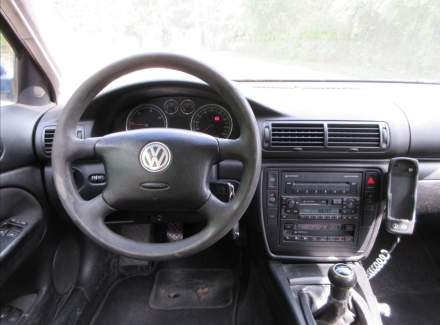 Volkswagen - Passat