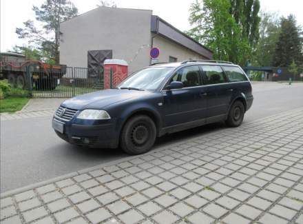 Volkswagen - Passat