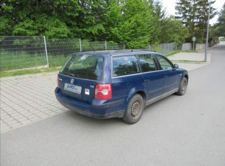 Volkswagen - Passat